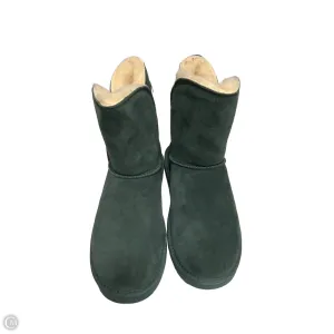 Boots Snow By Bearpaw In Green, Size: 9