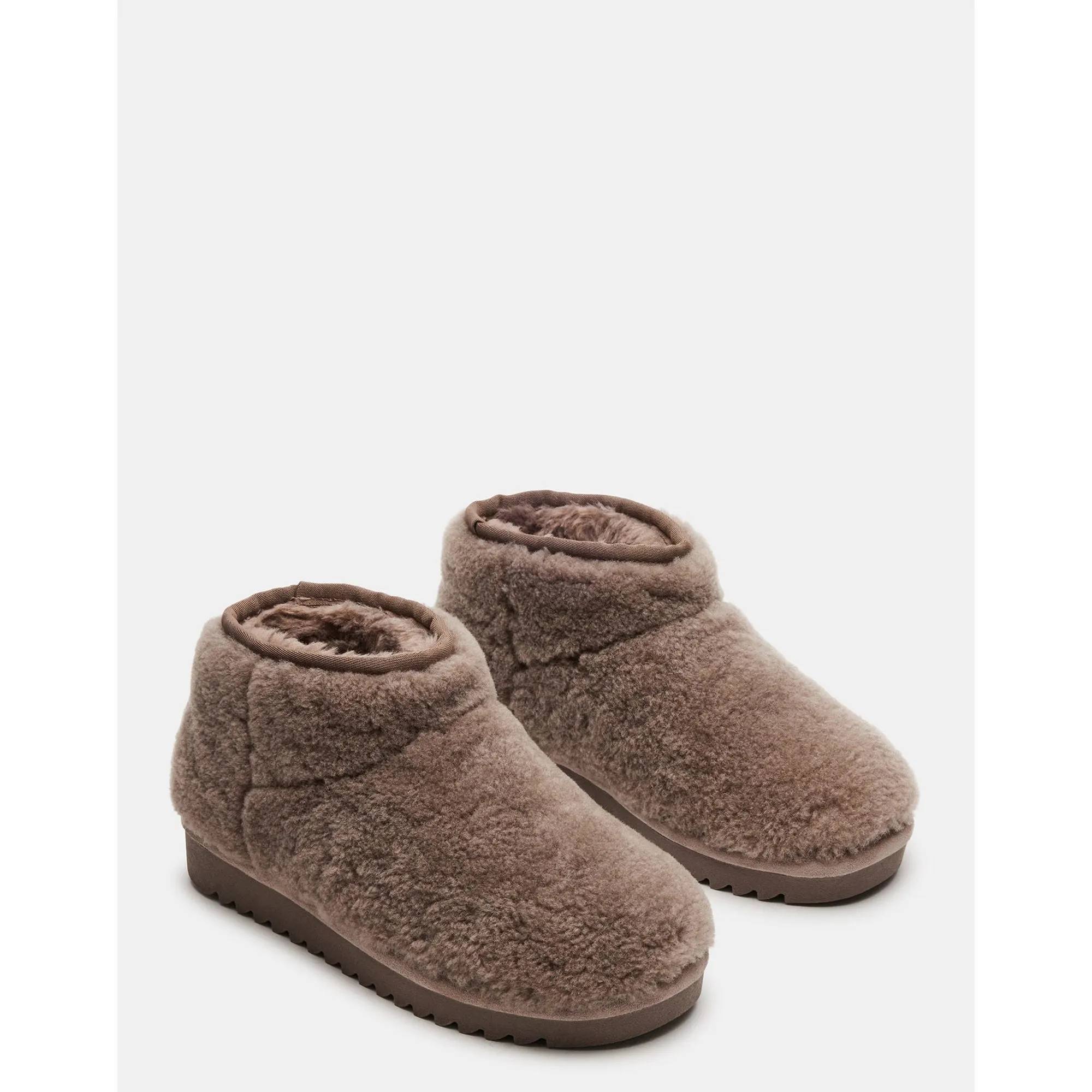 Cabin Faux Shearling Grey