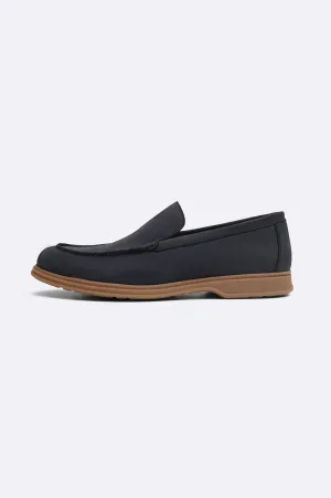 CLASSIC LEATHER LOAFERS