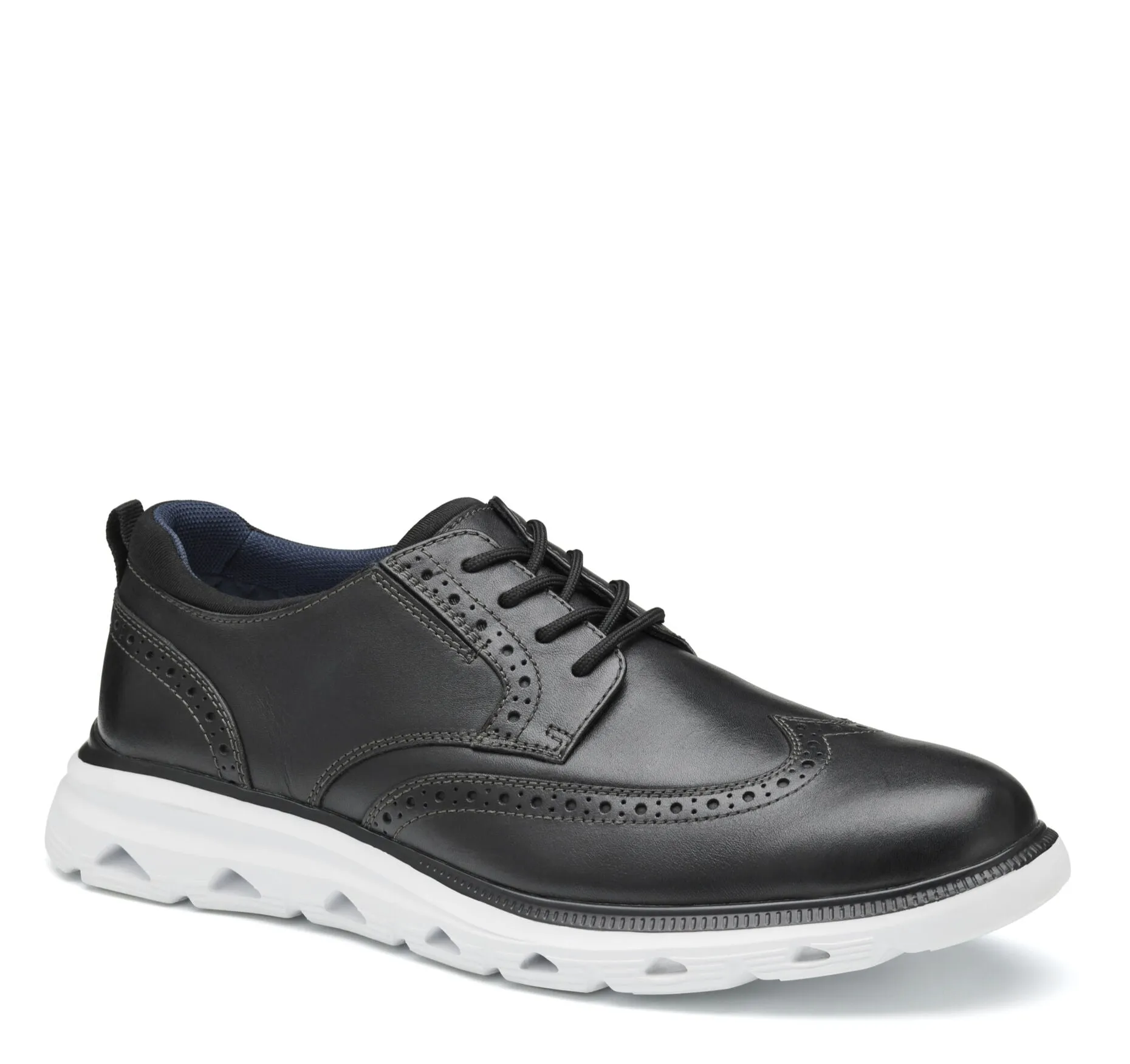 Johnston & Murphy Men's Jenkins Wingtip  Shoe