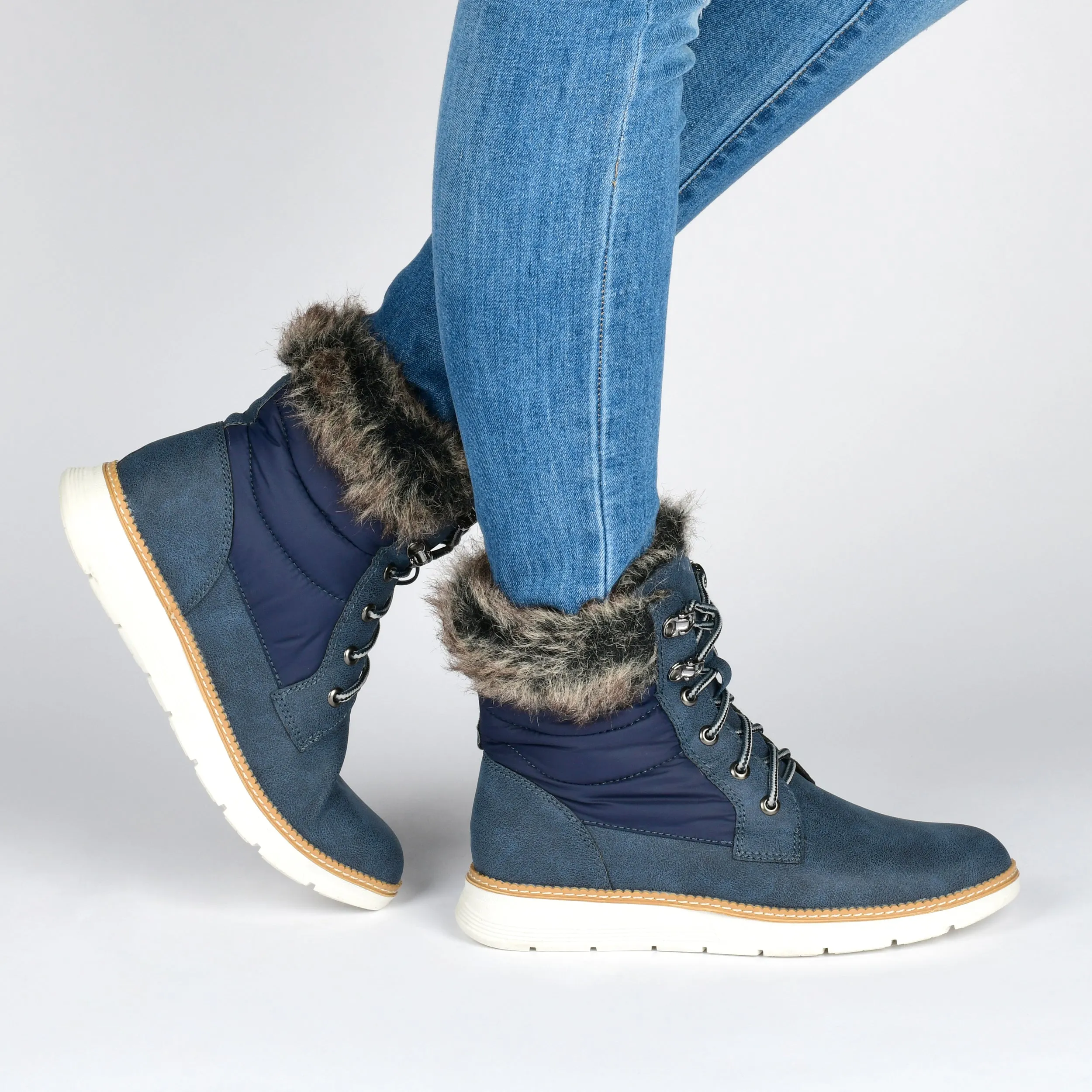 Journee Women's Flurry Winter Boot