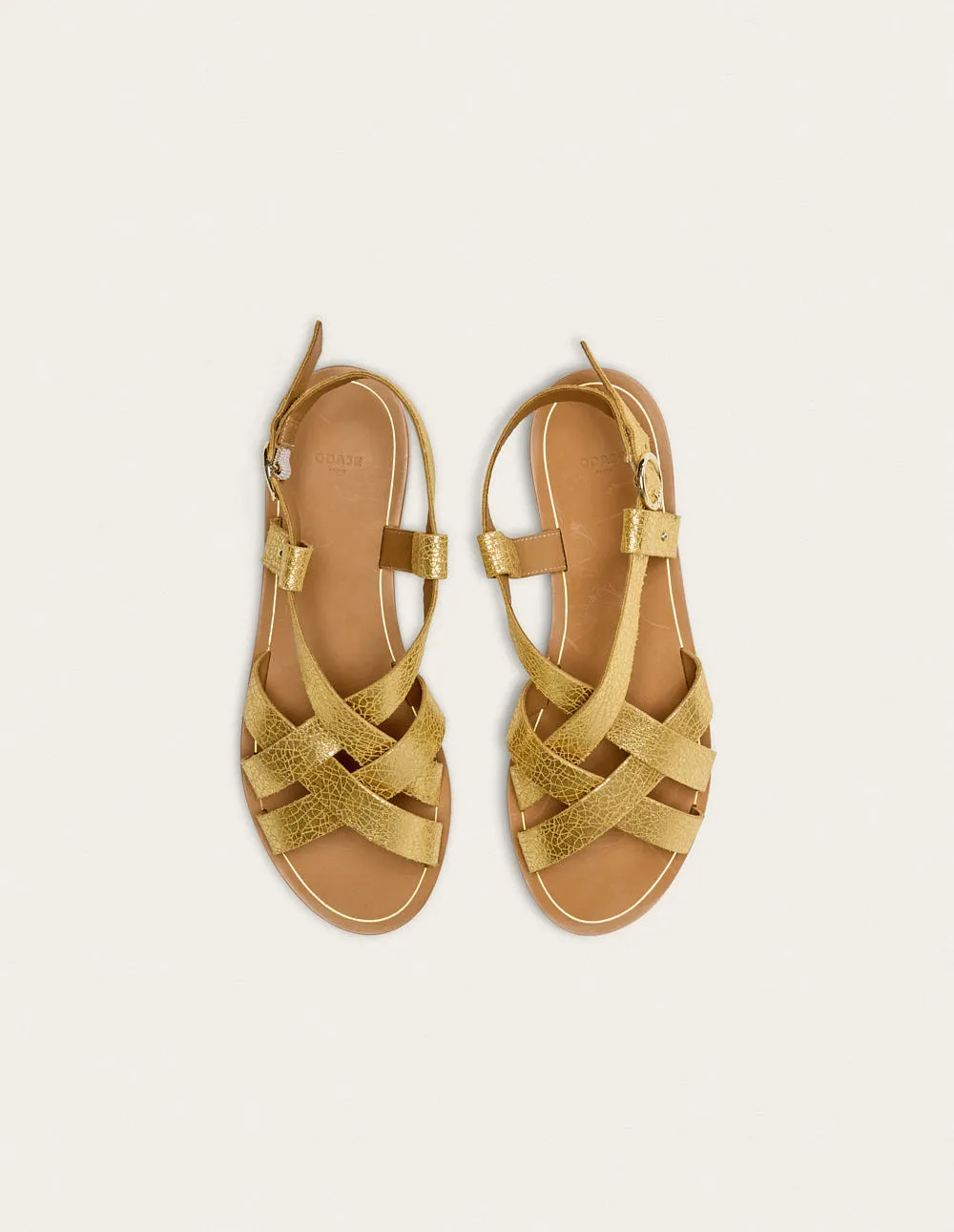 Lisa flat sandals - golden cracked leather