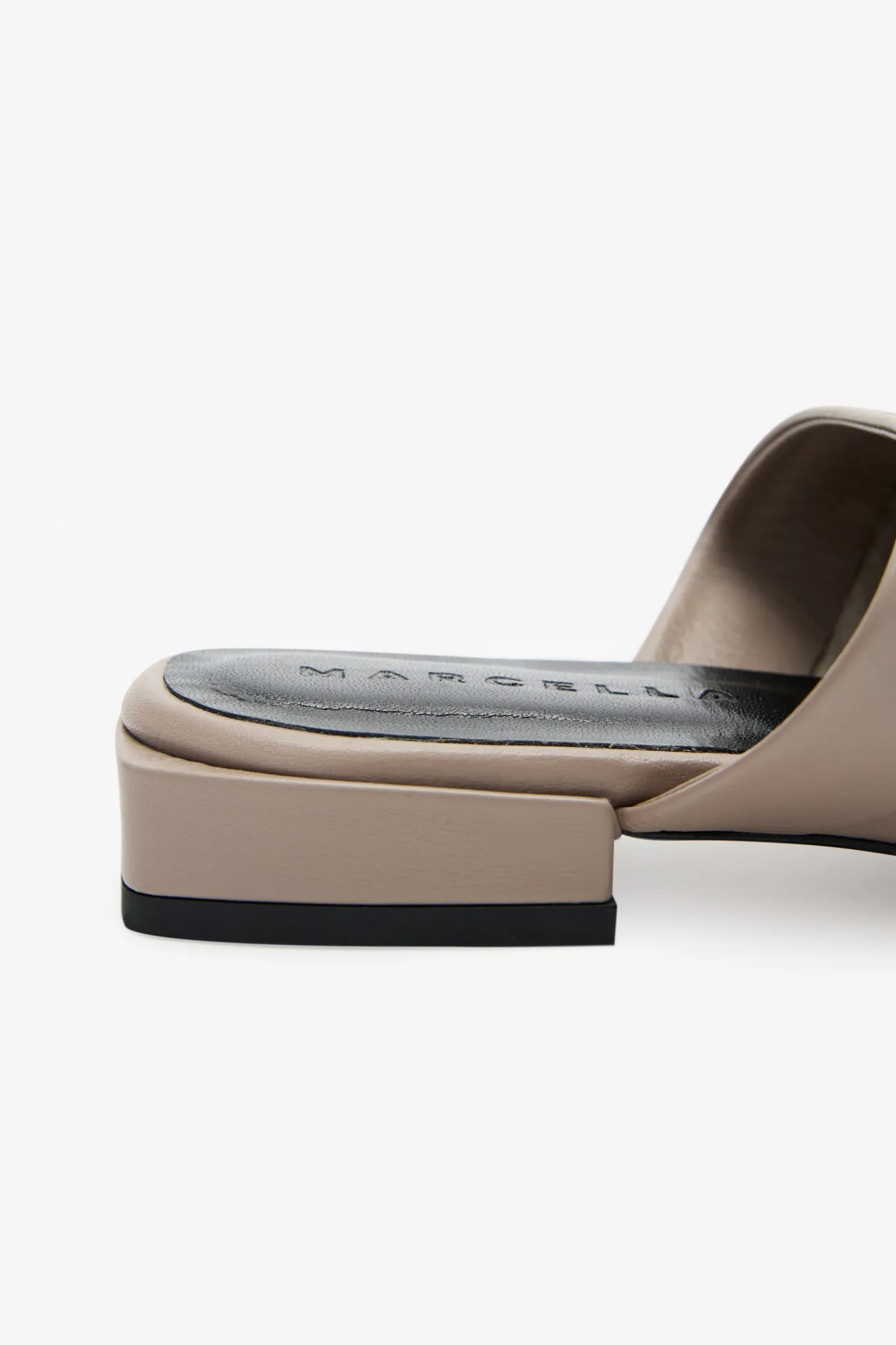 Lisbet Sandals