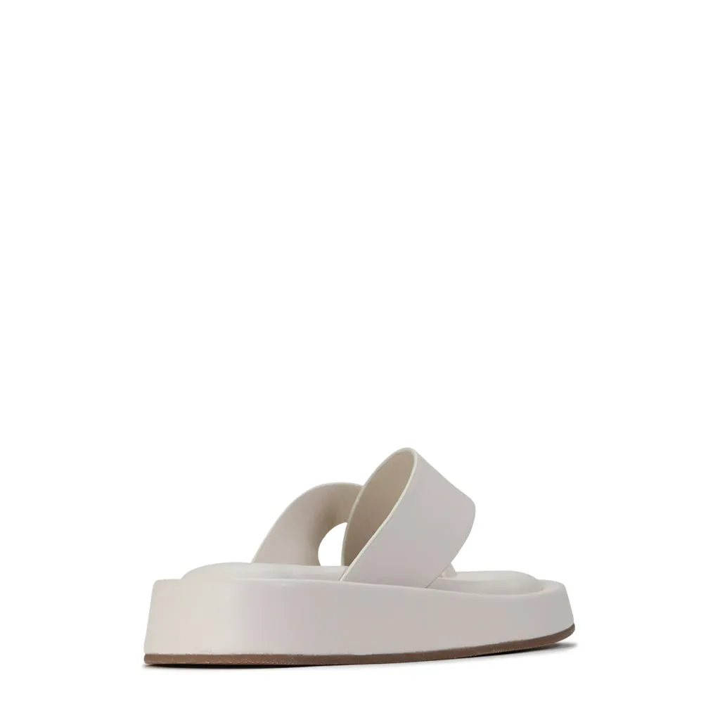 MOD PLATFORM THONG SANDAL