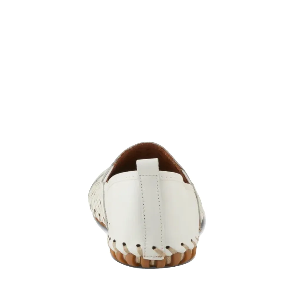 Spring Step Women's Kapri Slip On Flat in White