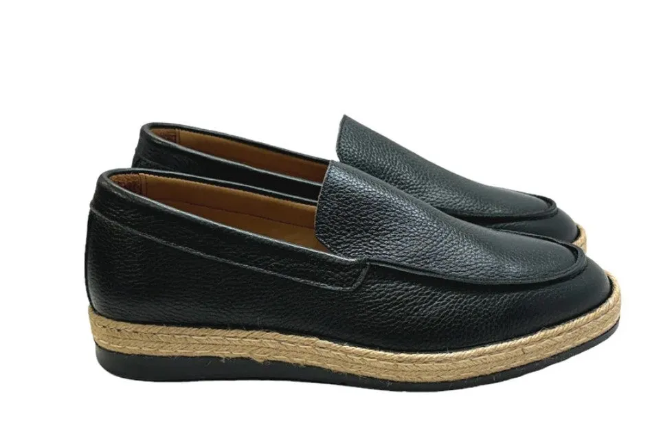 Style: Nuovo-Black