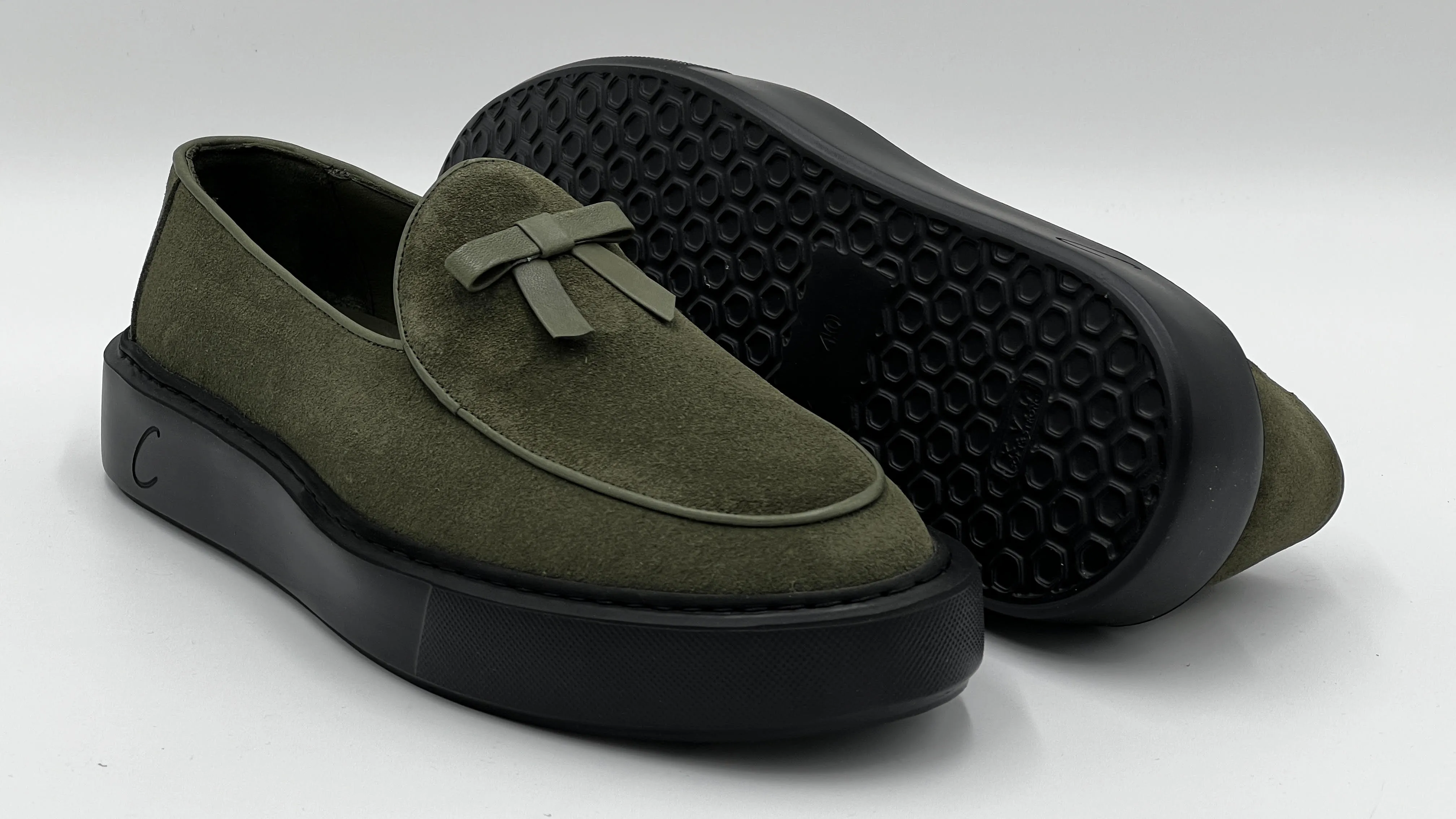 Style: S8856-Green