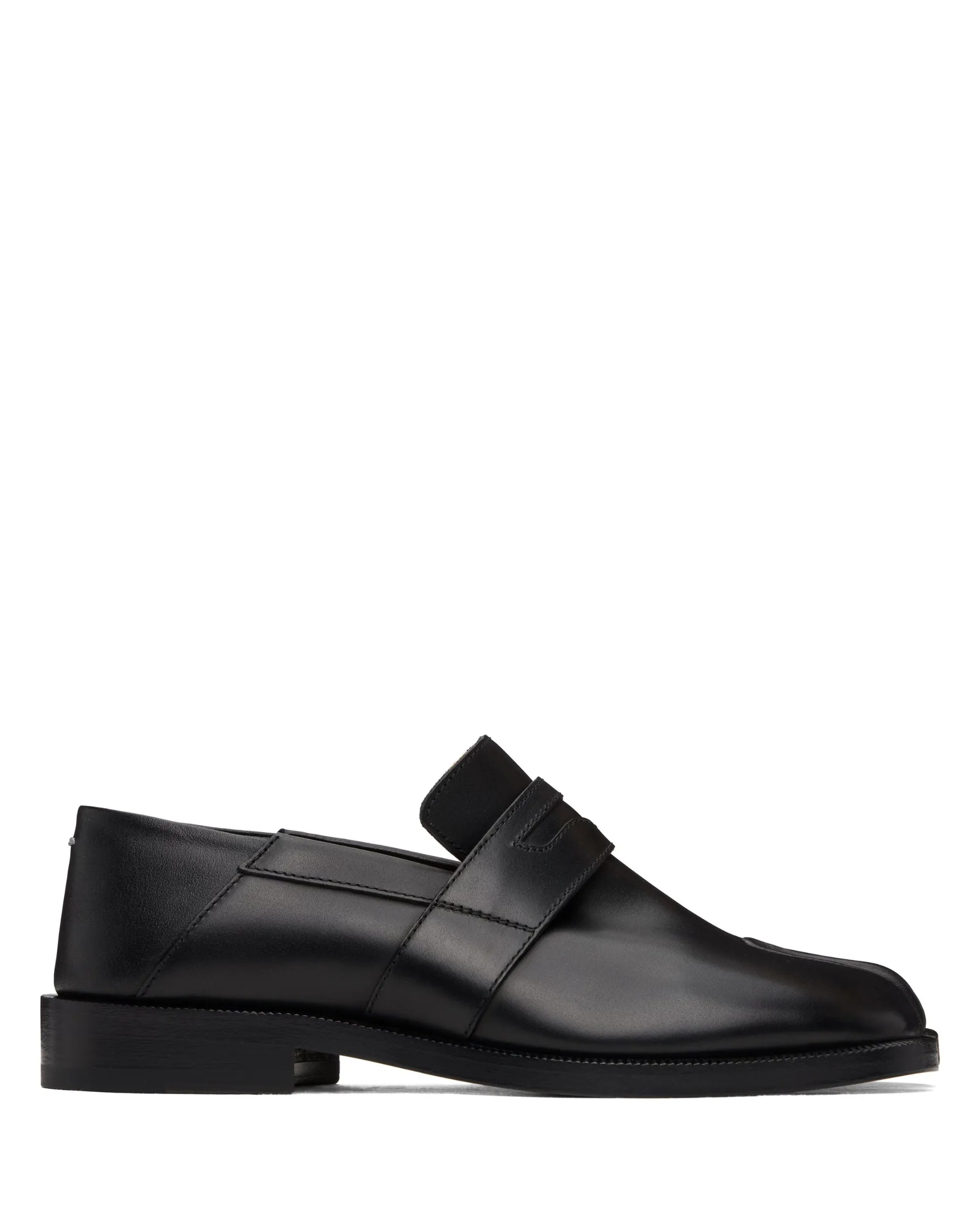 Tabi Loafers Black S39WR0021