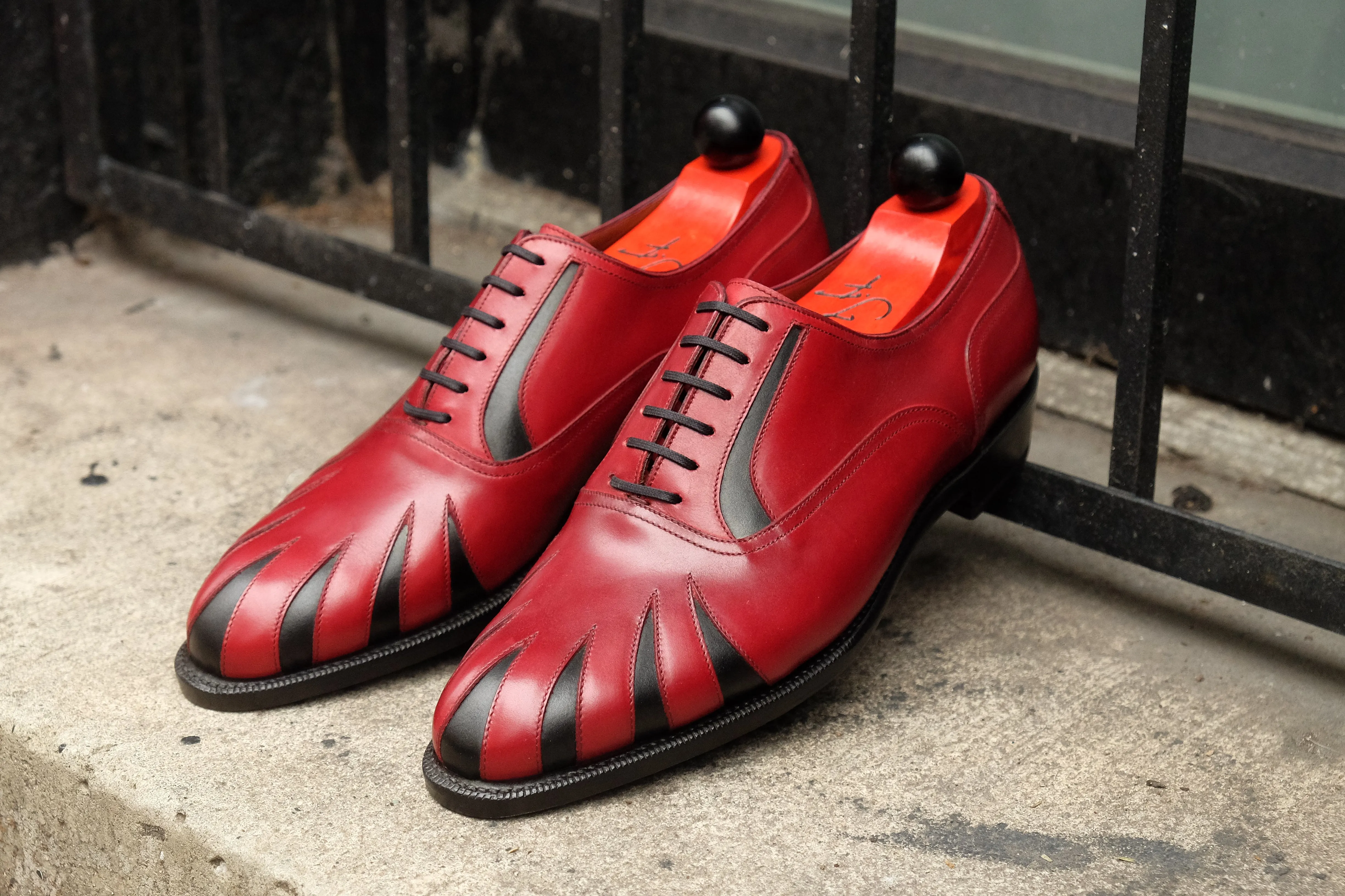 Tiger's Claw - MTO - Burgundy Calf / Black Calf - NGT Last - Single Leather Sole