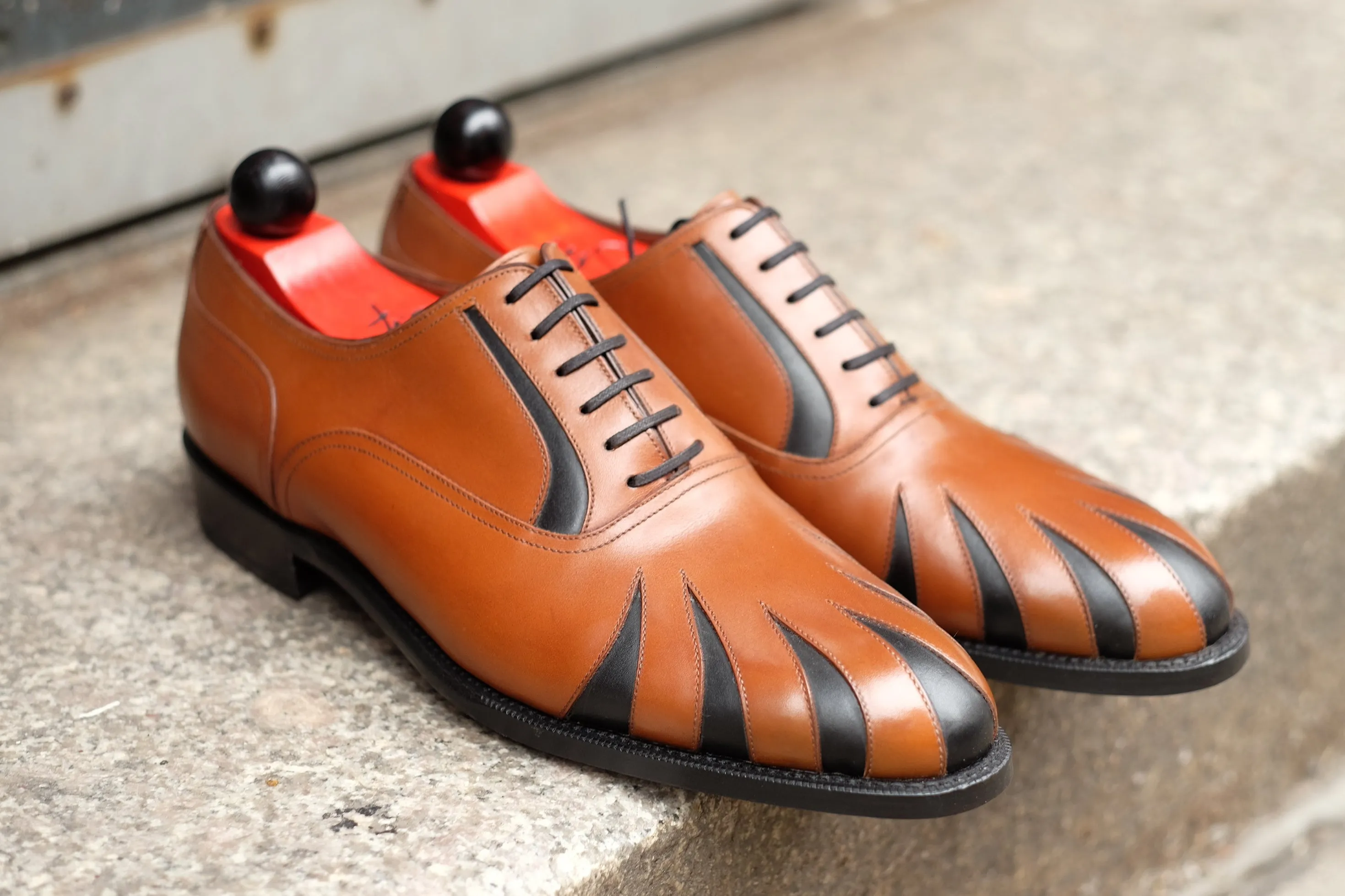 Tiger's Claw - MTO - Maple Calf / Black Calf - NGT Last - Single Leather Sole