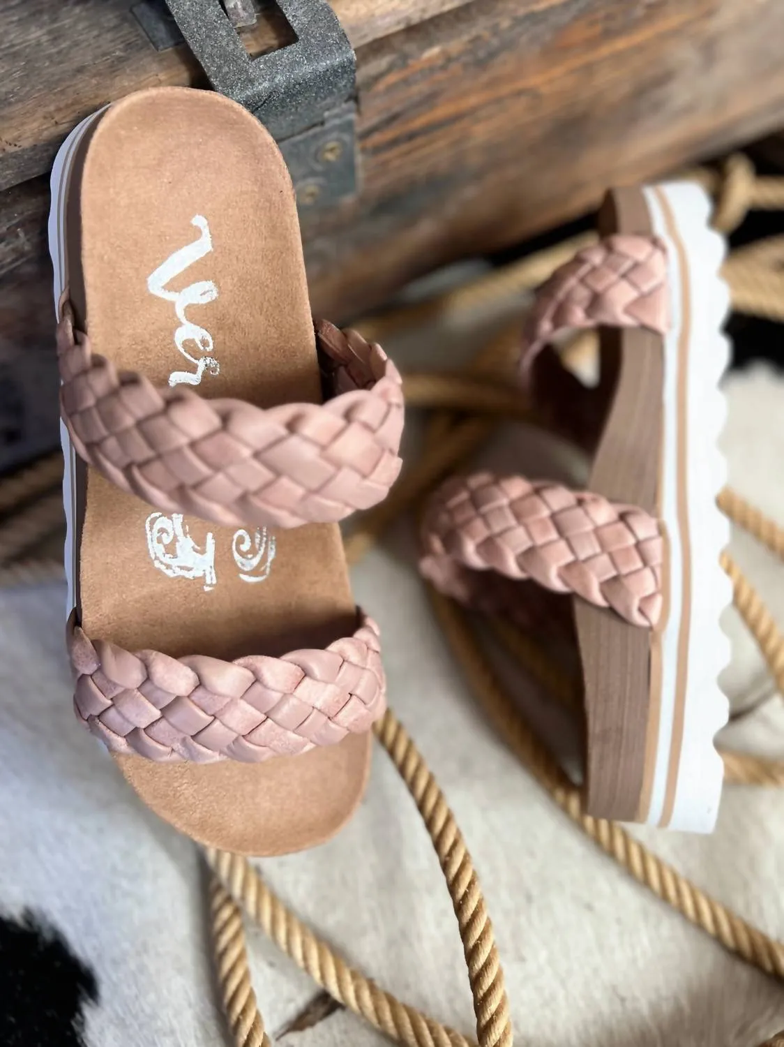 Women's Braidon Has Me Blushin' Platform Sandals In Brown