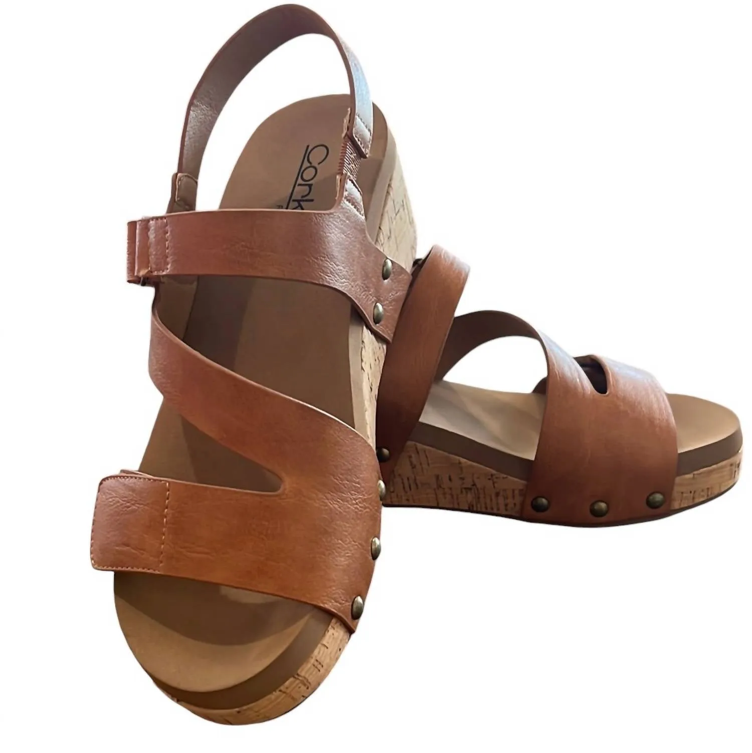 Women's "rain Check" Wedge In Cognac
