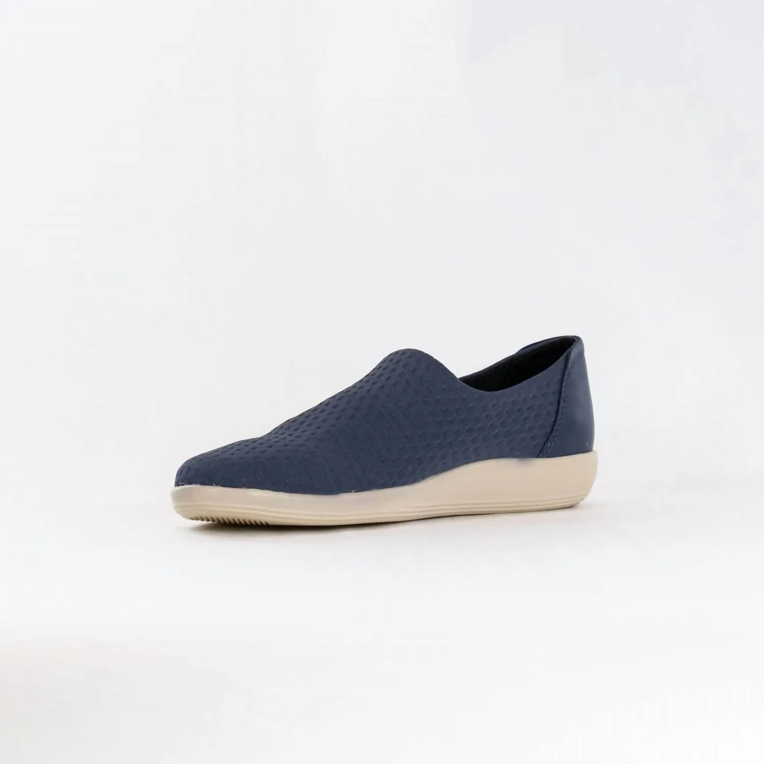 Women's Soft 2.0 Slip On Sneakers In Ombre
